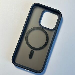 OtterBox iPhone 14 Pro Symmetry Series+ Case - BLACK , snaps to MagSafe